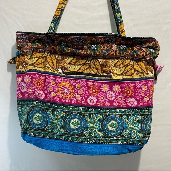 Temptation Italy Multi Color
Floral Boho Chic Canvas zipper cinched Tote  Bag - Picture 5 of 13